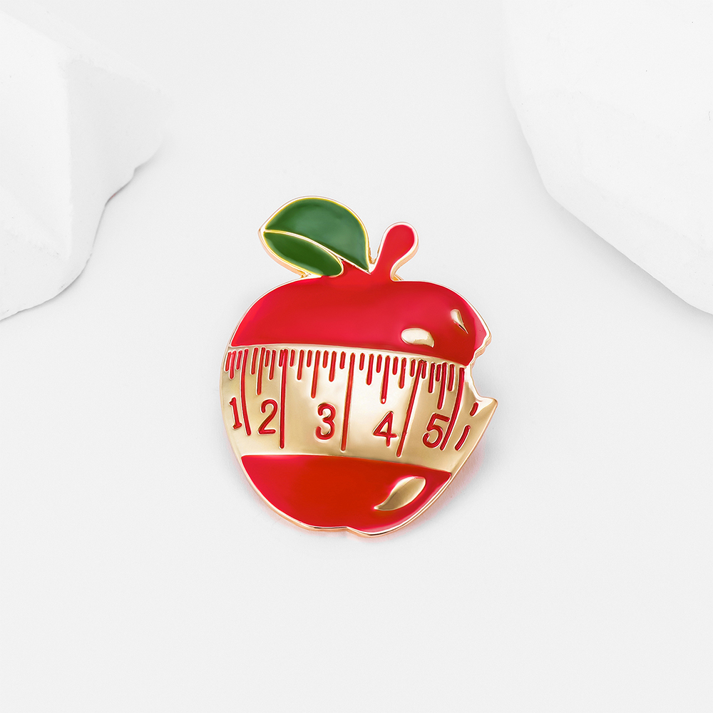 Nutrition Apple Enamel Brooch  - Nutrition Zinc recensione e prezzo
